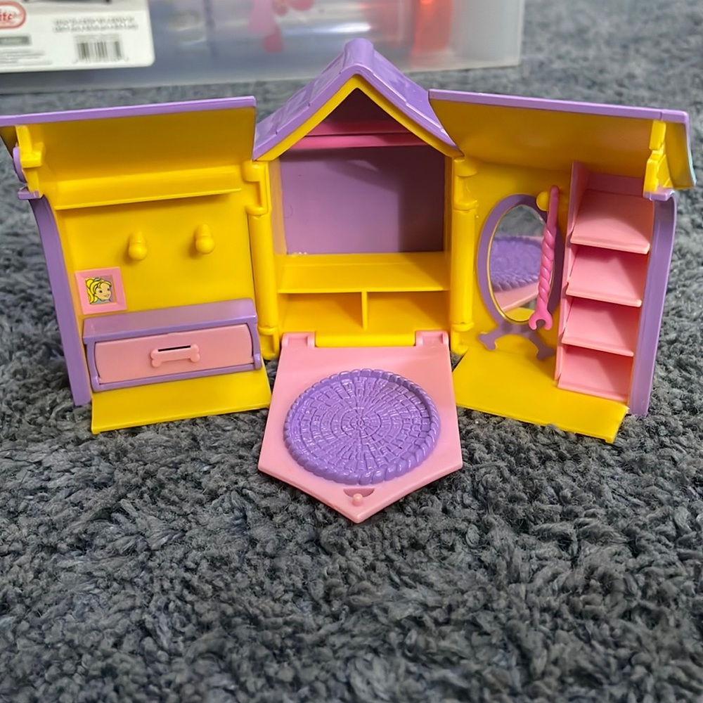 Polly pocket foldable dog house